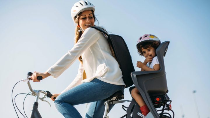 Fotelik na rower dla najmłodszych – Rodzaje, na co zwrócić uwagę i dlaczego jest tak istotny.